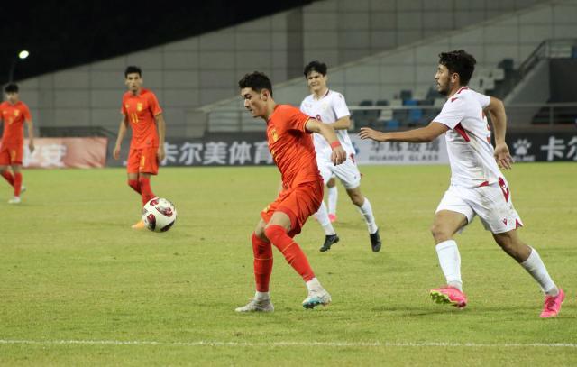 101战争学院-从失意人到新惊喜 拜合拉木：还得多练练射门+头球