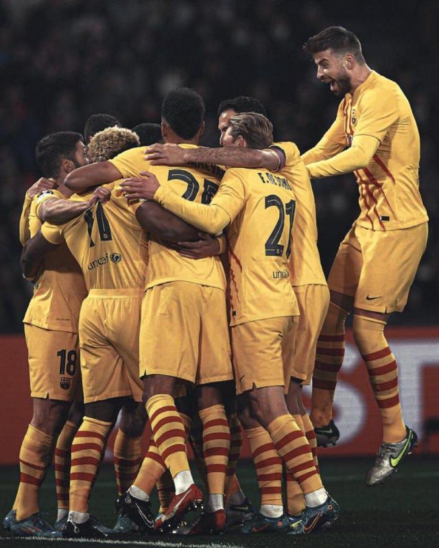 英雄-【国家德比巴萨评分】哈维爽文男主 奥巴热血漫剧本